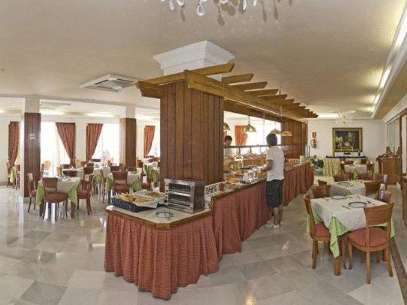 Hotel Neptuno Ибиса Екстериор снимка
