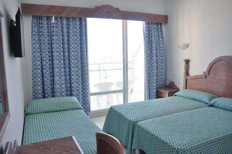 Hotel Neptuno Ибиса Екстериор снимка
