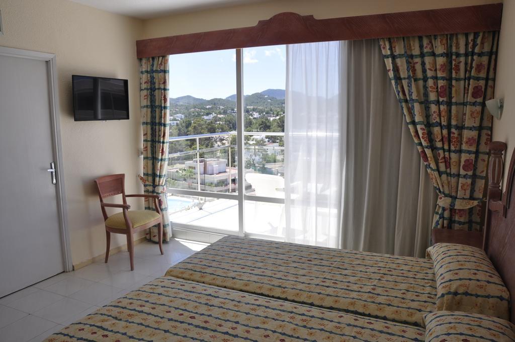 Hotel Neptuno Ибиса Екстериор снимка