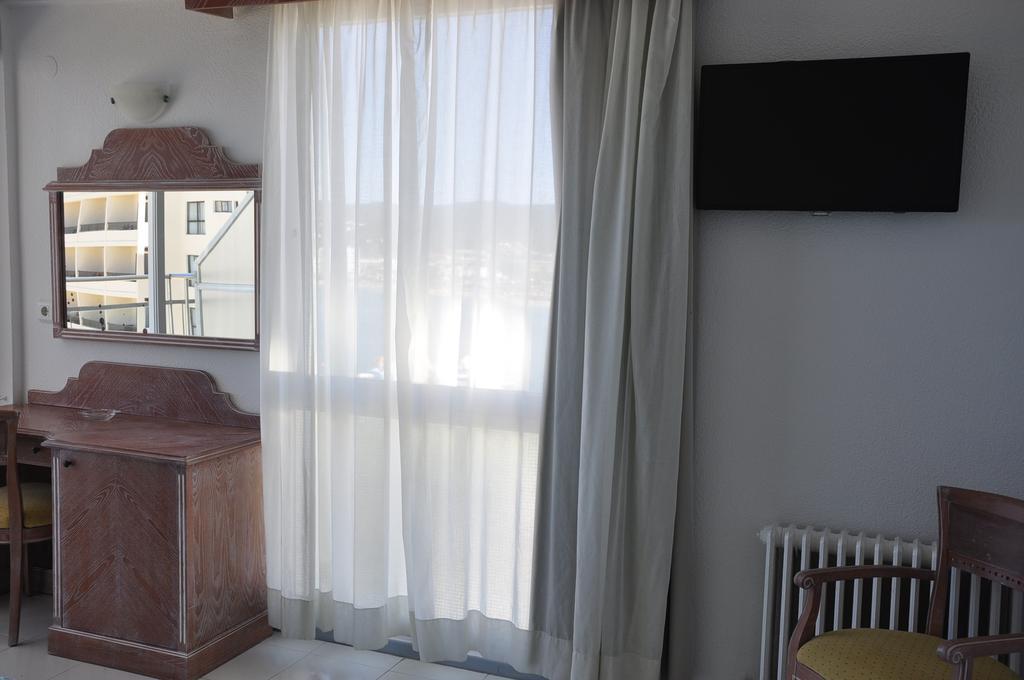 Hotel Neptuno Ибиса Екстериор снимка