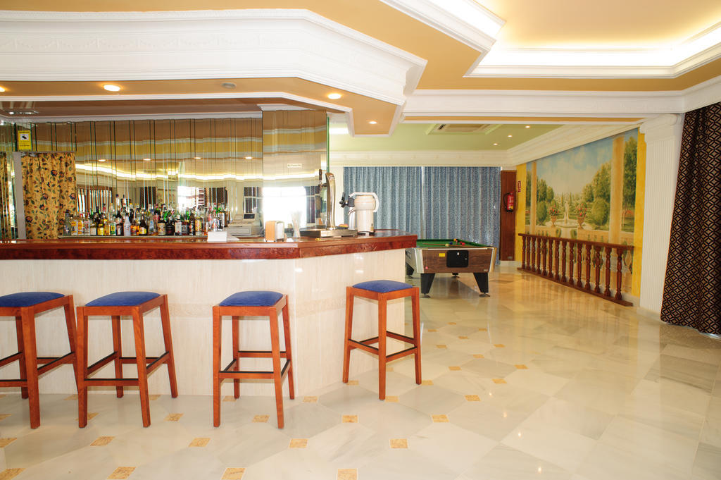 Hotel Neptuno Ибиса Екстериор снимка