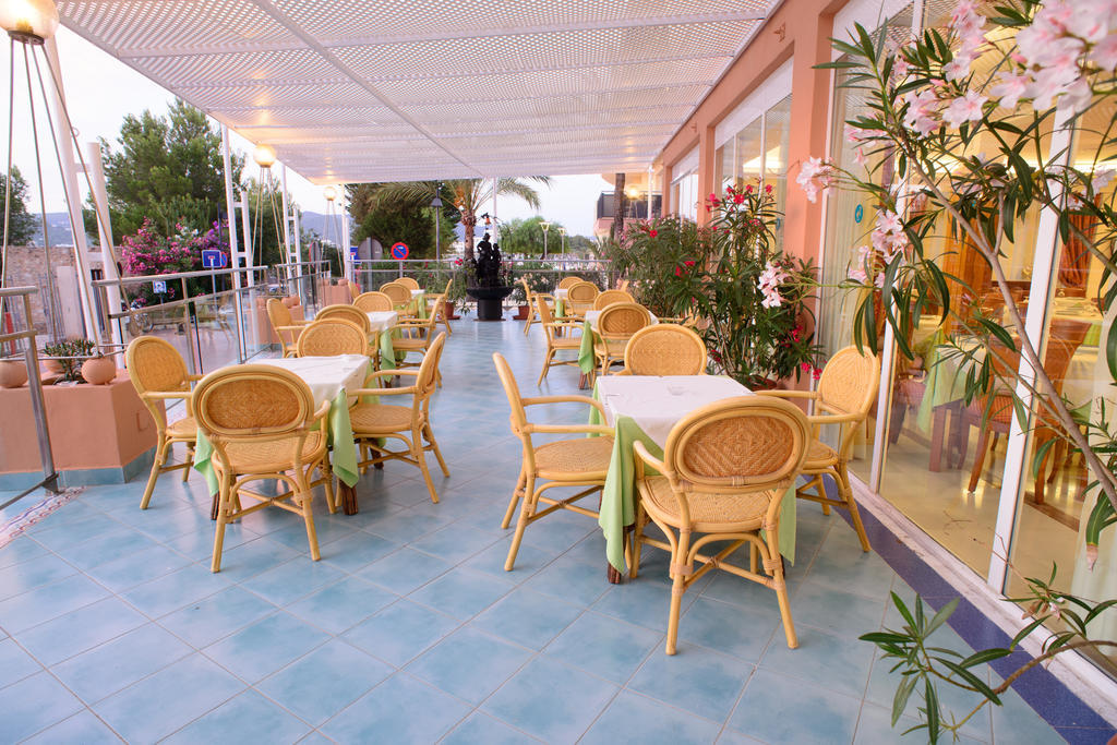 Hotel Neptuno Ибиса Екстериор снимка