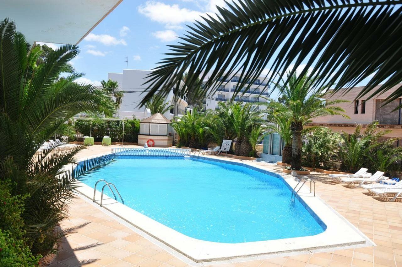Hotel Neptuno Ибиса Екстериор снимка